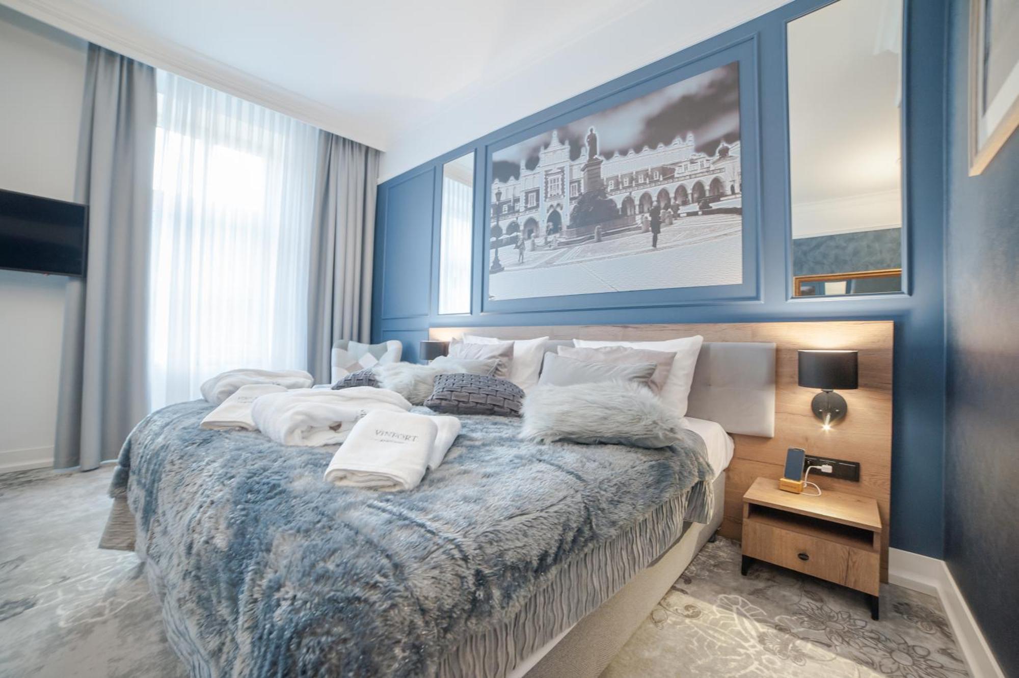 Vinfort Aparthotel Krasków Eksteriør bilde