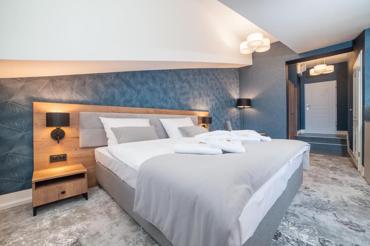 Vinfort Aparthotel Krasków Eksteriør bilde